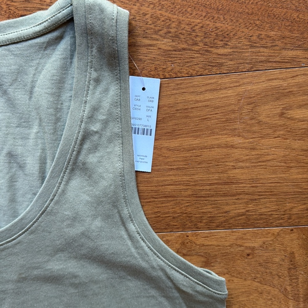 JCrew Women’s Vintage Jersey Scoop Neck Tank - Picture 4 of 8